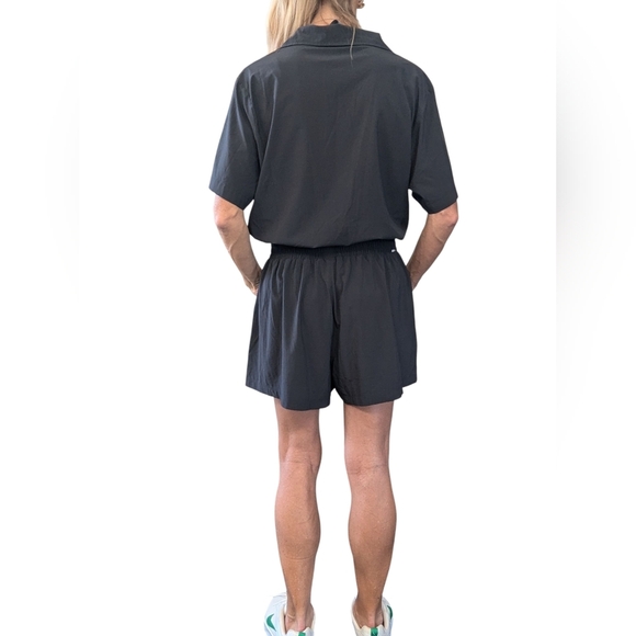 Vuori Black Utility Romper Womens M Short Sleeve Button Front Elastic Waist Jump - Picture 3 of 9